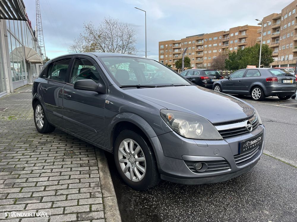 Opel Astra 1.7 CDTi Elegance - 4
