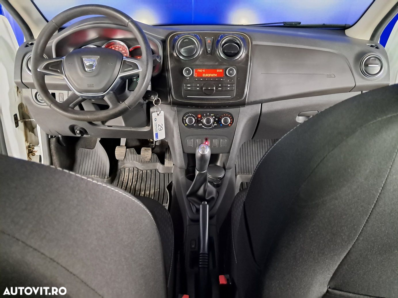Dacia Logan - 12