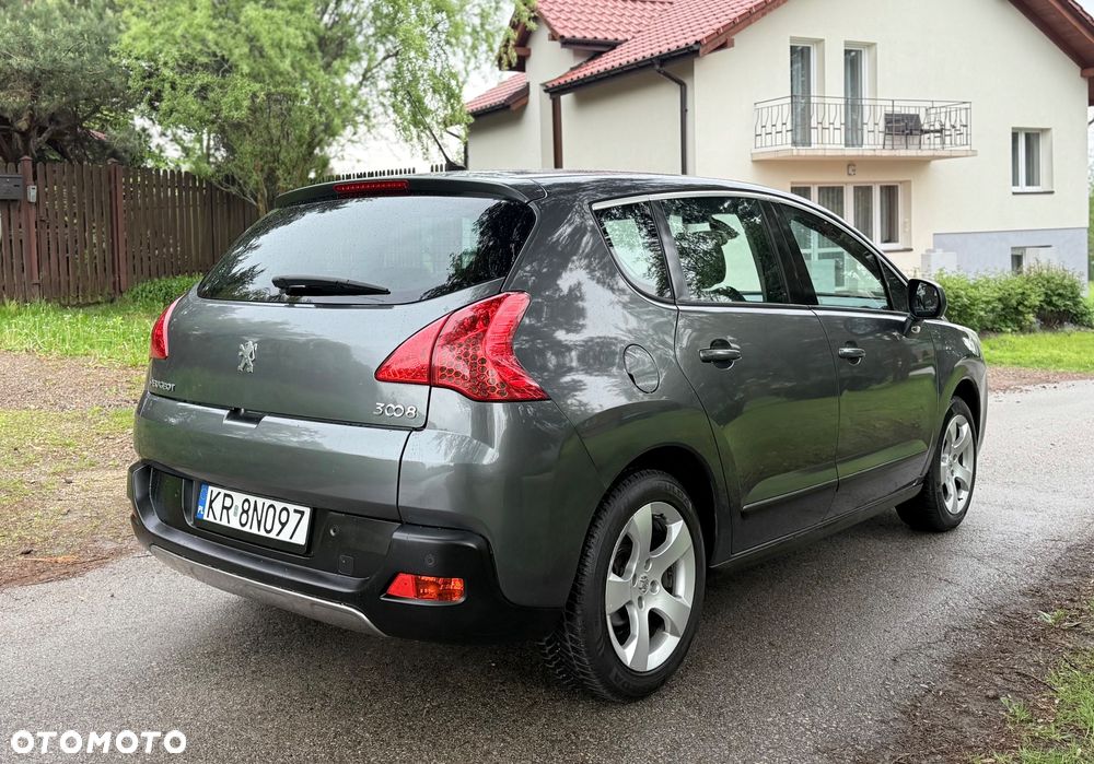 Peugeot 3008 1.6 HDi Premium - 8