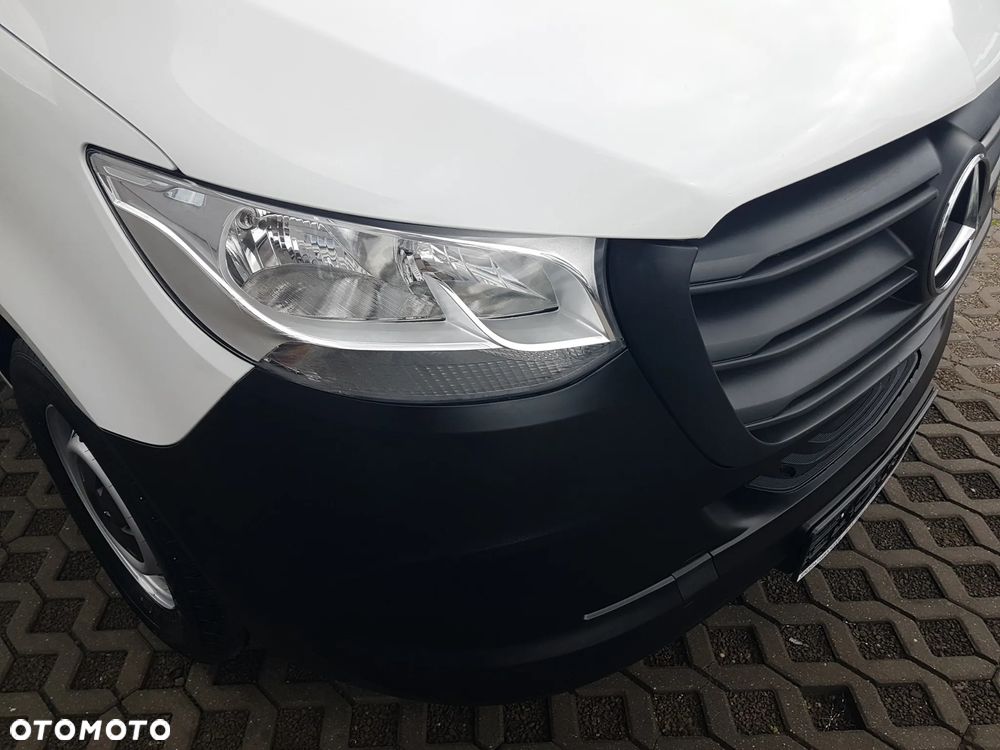 Mercedes-Benz SPRINTER 8EP KONTENER 4,11x2,15x2,30 KLIMA 314CDI MANUAL 6 BIEGÓW KRAJOWY - 32