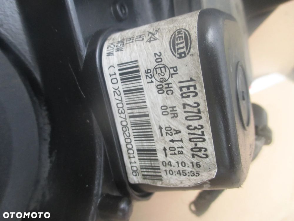 lampa prawa Opel Astra 3 H LIFT Hella Europa - 3