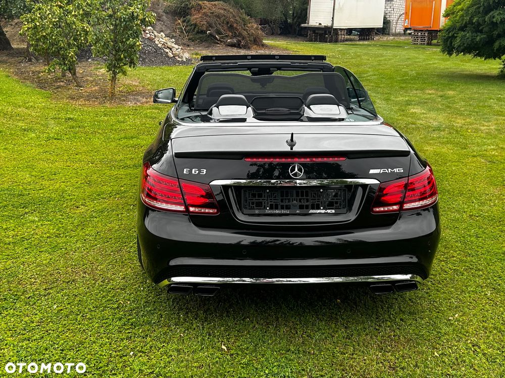 Mercedes-Benz Klasa E - 33