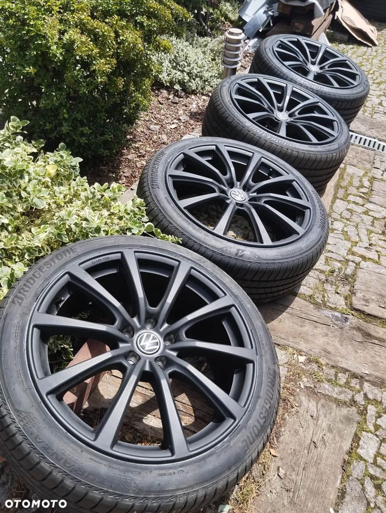 KOŁA VW ID 7 255 40 20 245 50 20 BRIDGESTONE 5X112 - 2
