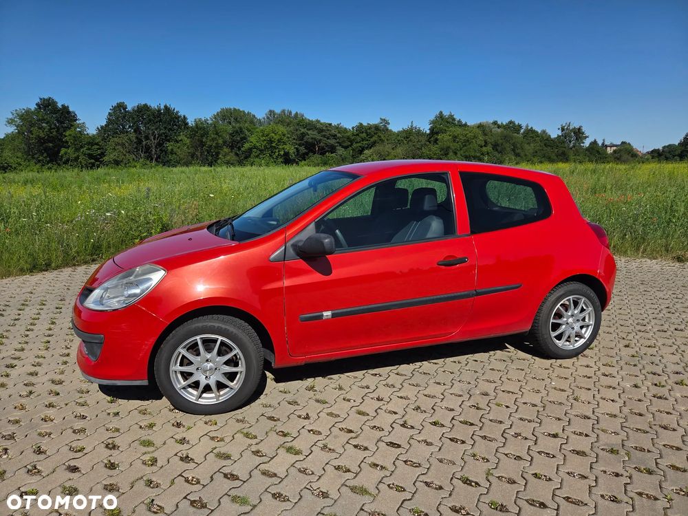 Renault Clio 1.2 16V Dynamique - 13