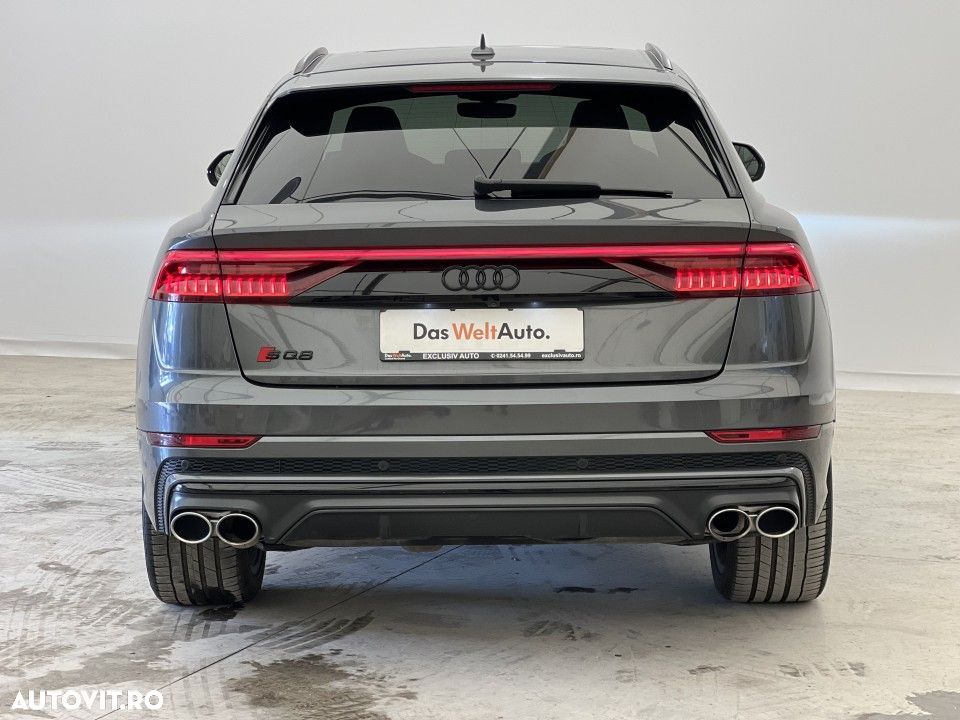 Audi SQ8 - 41