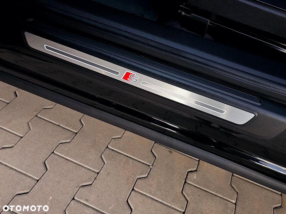 Audi Q5 50 TFSIe quattro S tronic S line - 32