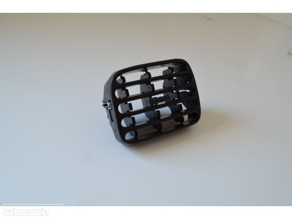 Grelha difusor ventilacao sofagem drt /esq renault clio 2 (nova) - 1