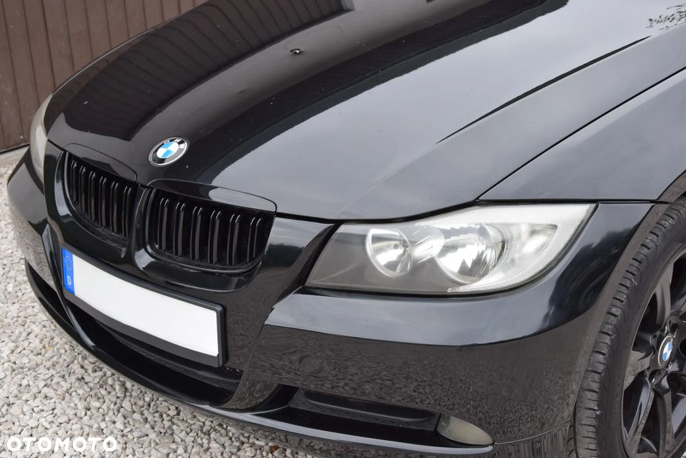 BMW Seria 3 318i - 13