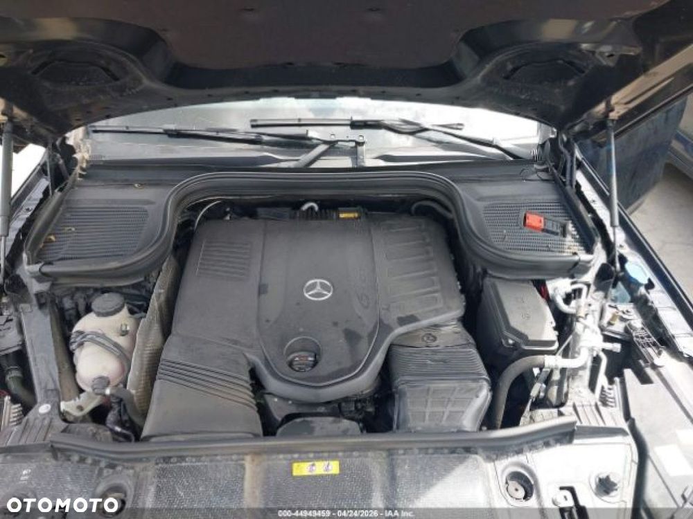 Mercedes-Benz GLS - 12