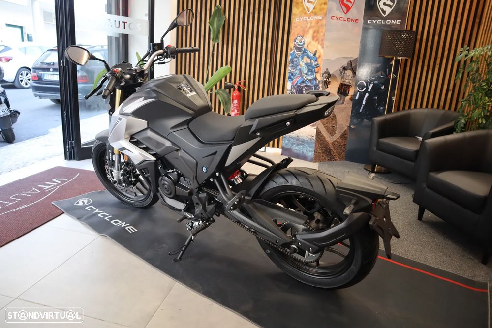 Cyclone Battlo BATTLO - 2