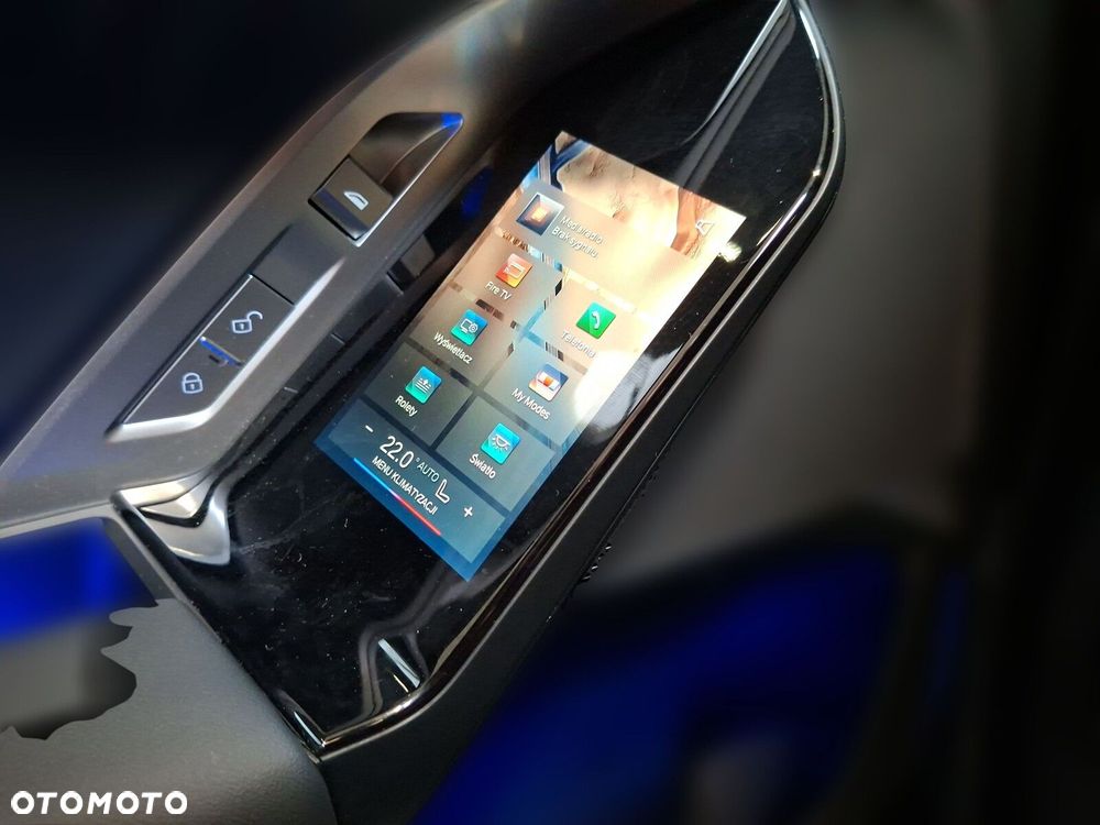 BMW Seria 7 - 26