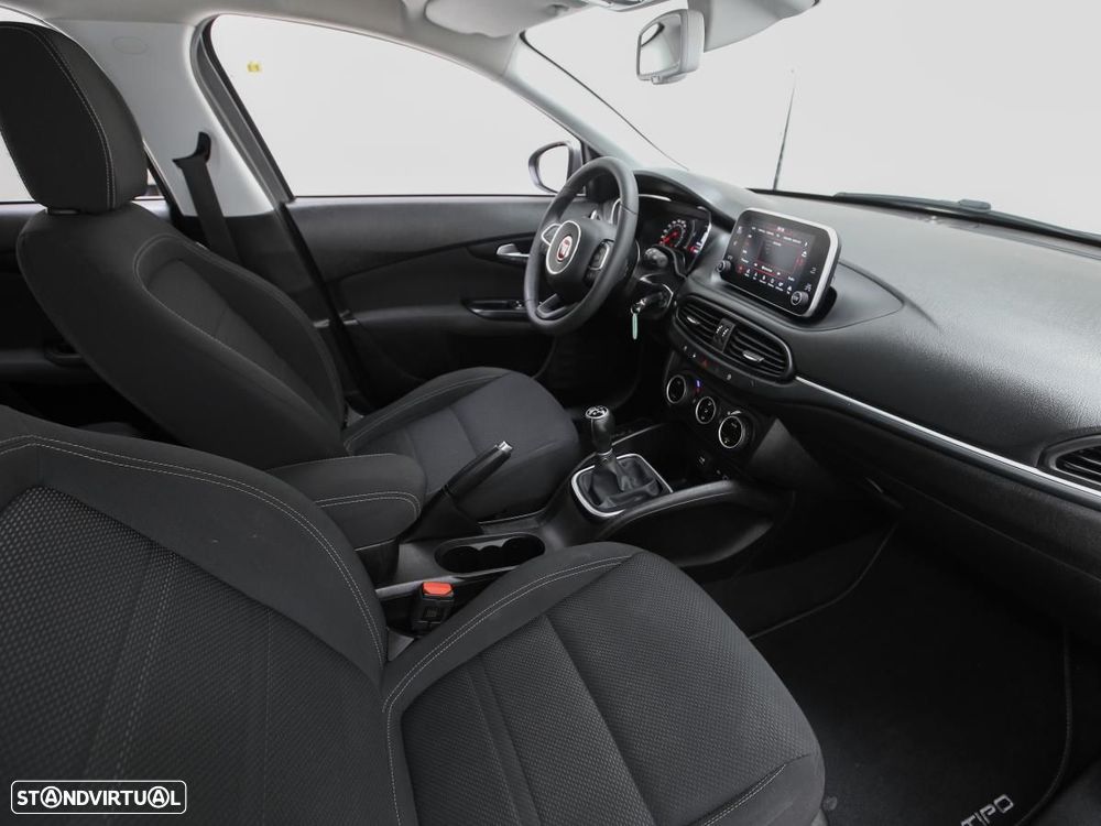 Fiat Tipo Station Wagon 1.3 M-Jet Lounge - 11