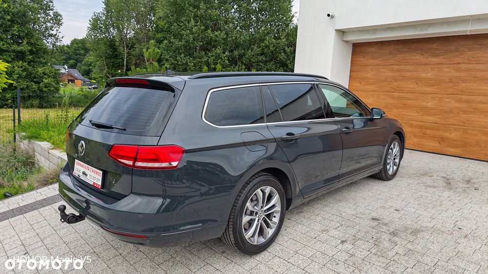 Volkswagen Passat Variant 2.0 TDI DSG (BlueMotion Technology) Highline - 19