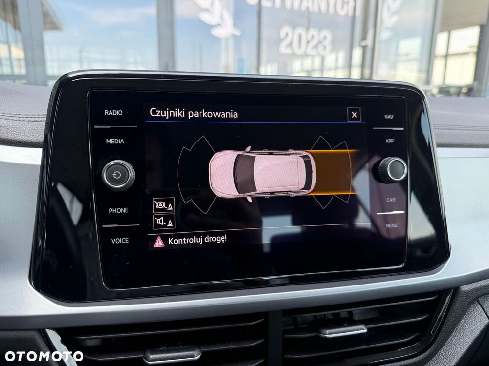 Volkswagen T-Roc - 26
