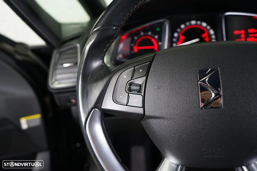 Citroën DS5 1.6 BlueHDi So Chic - 19