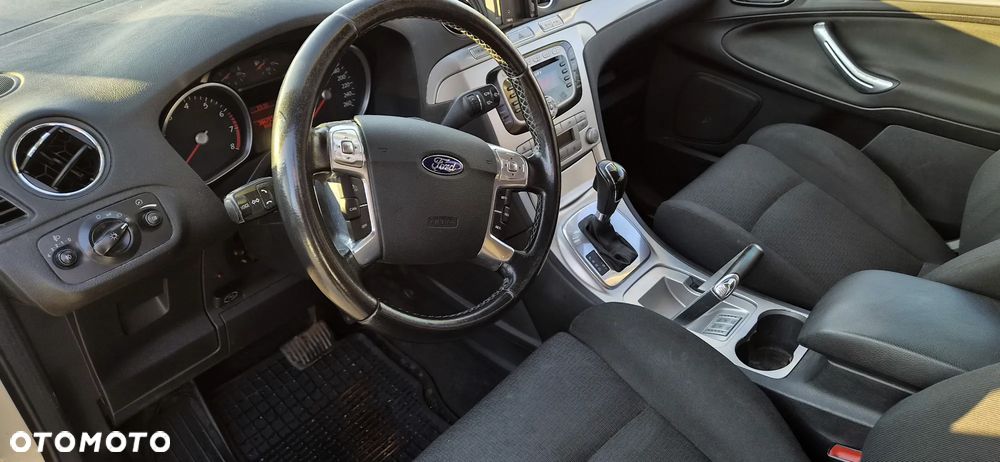 Ford S-Max 2.3 Titanium - 4