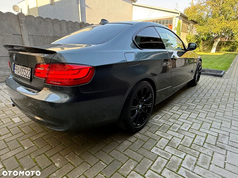 BMW Seria 3 320d - 3