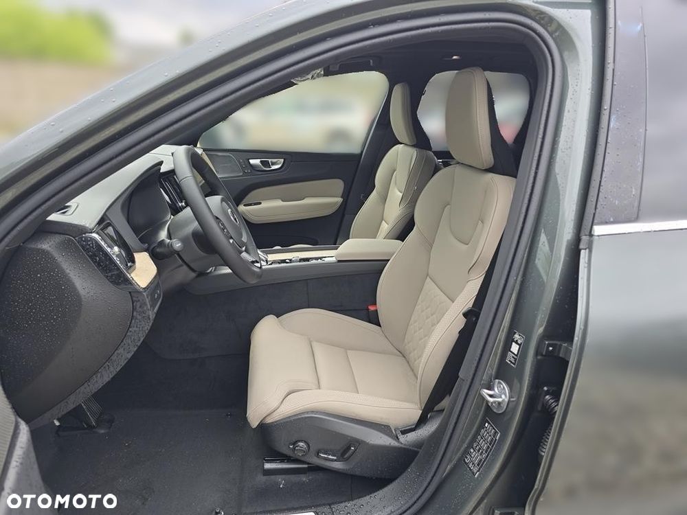 Volvo XC 60 - 8