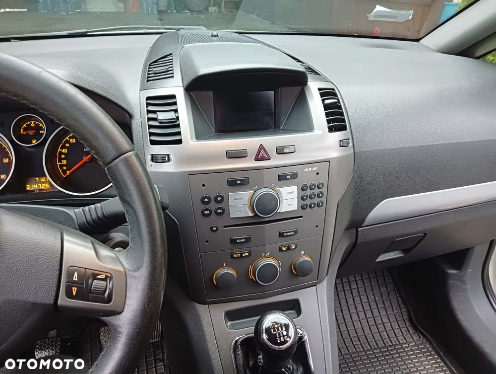 Opel Zafira 1.9 CDTI Cosmo - 7