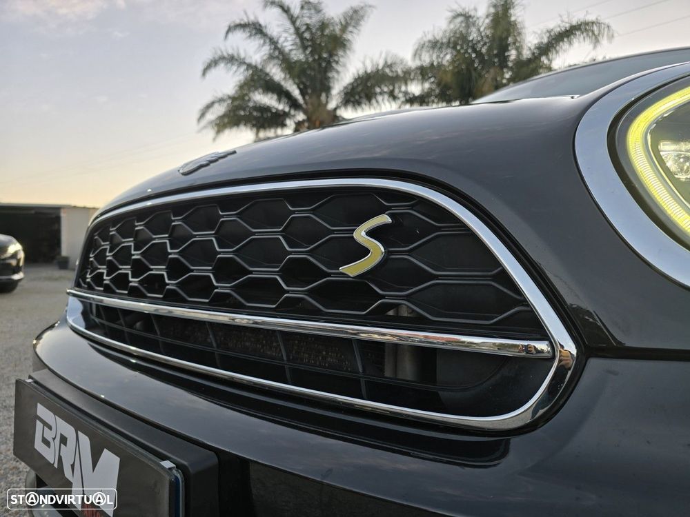 MINI Countryman Cooper SE Premium Essential Auto - 8