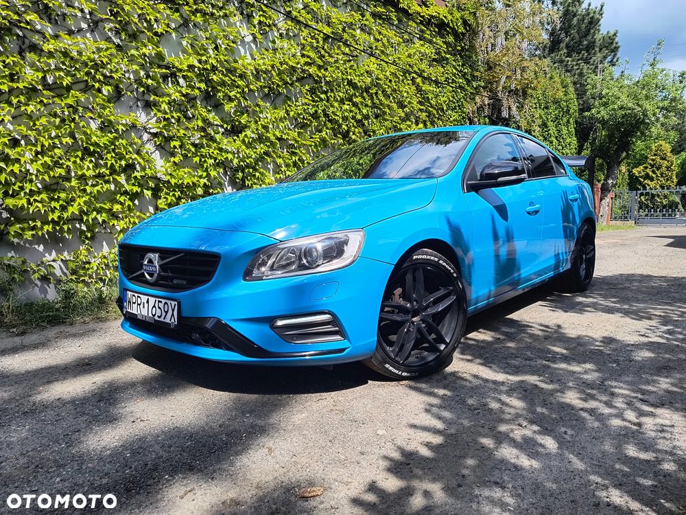 Volvo S60 T6 AWD R-Design Summum - 2
