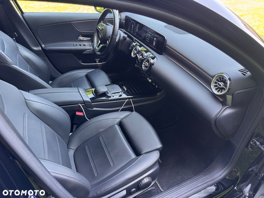 Mercedes-Benz Klasa A 250 4-Matic 7G-DCT - 9