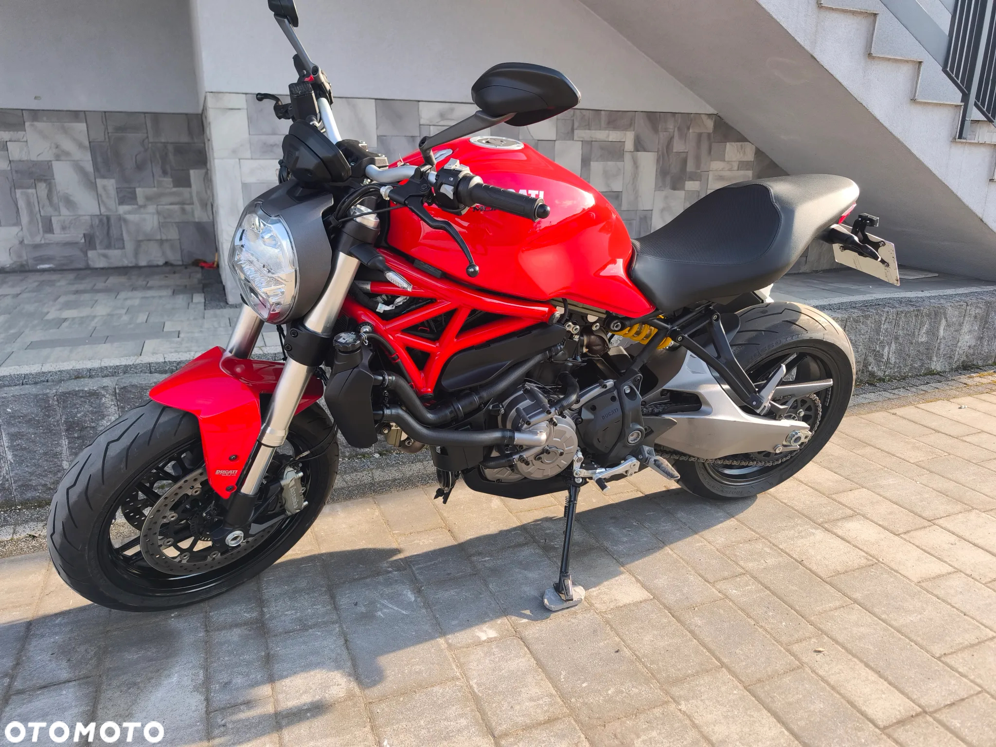 Ducati Monster - 4