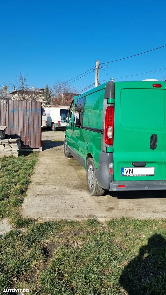 Opel Vivaro - 18