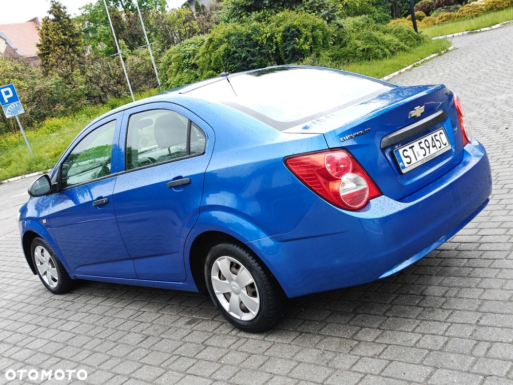 Chevrolet Aveo - 14