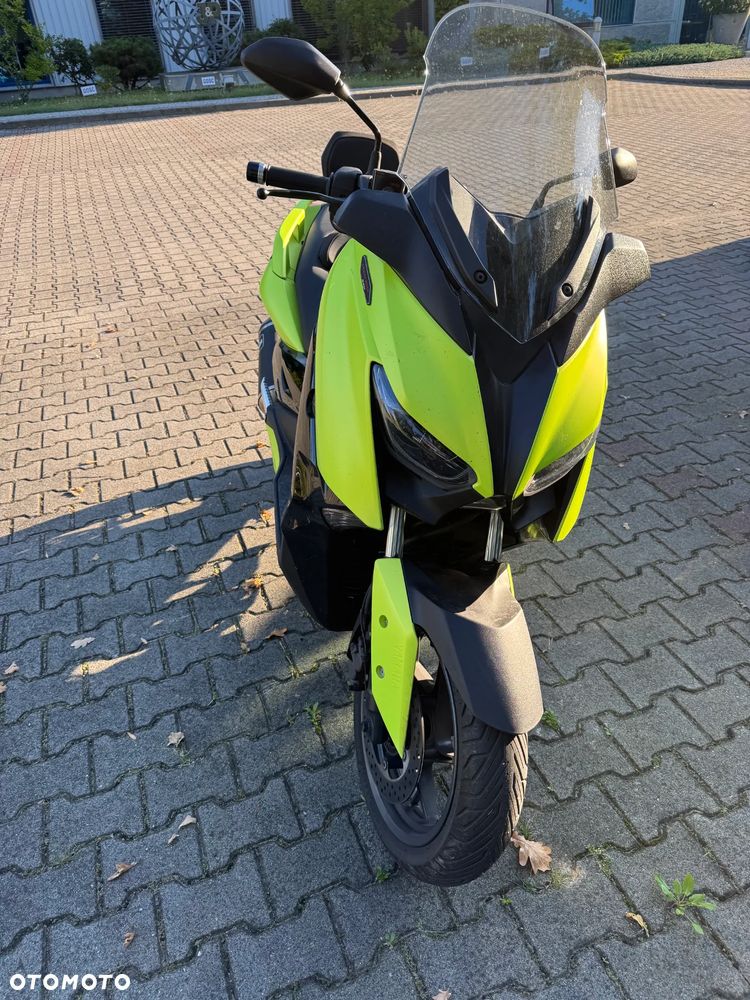 Yamaha X-max - 5