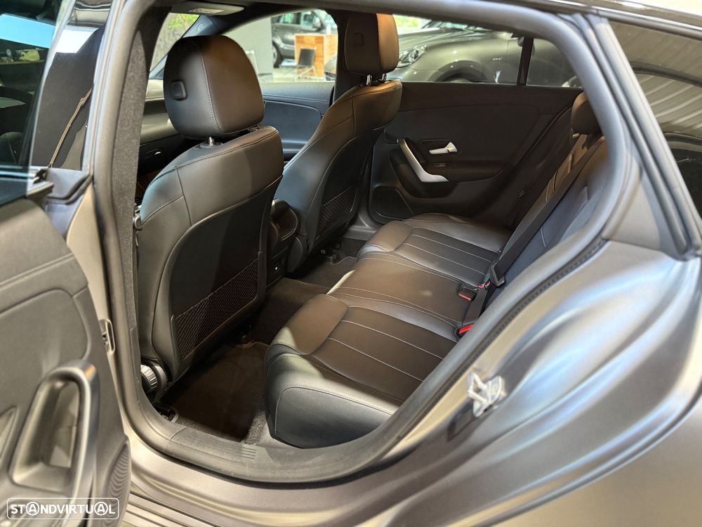 Mercedes-Benz CLA 200 Shooting Brake Progressive Aut. - 22