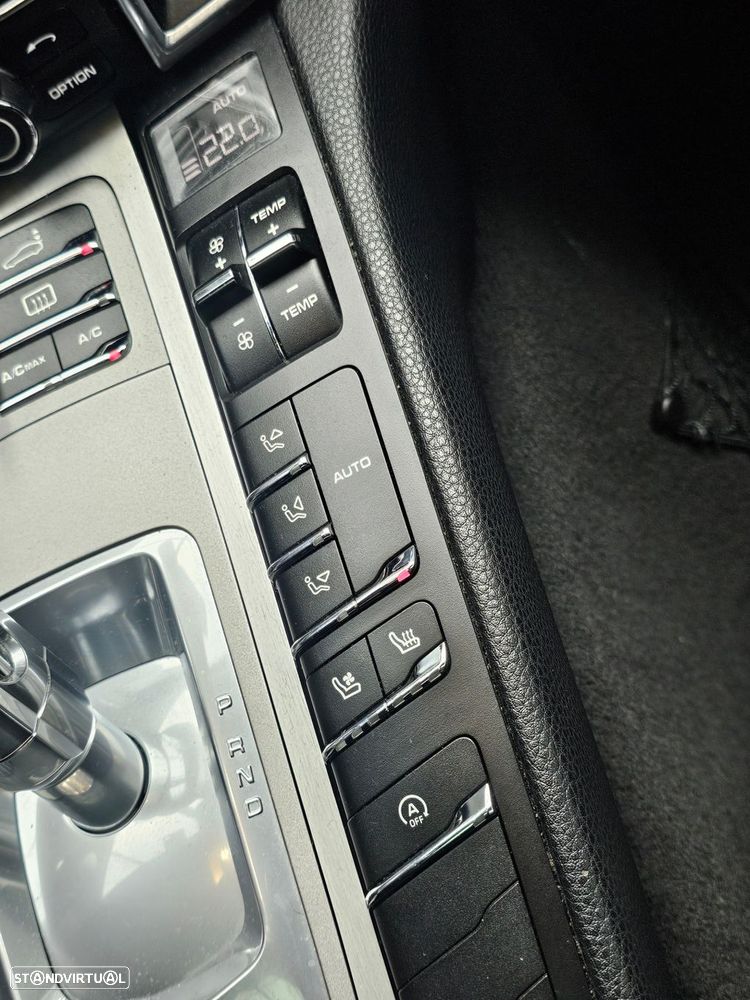 Porsche Panamera Platinum Edition - 22