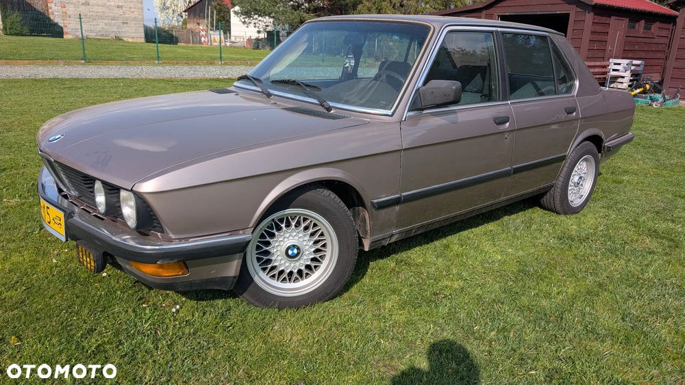 BMW Seria 5 524 d - 3