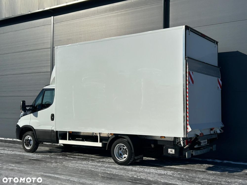Iveco Daily 35C18 3.0 HPI Hi-Matic Kontener 8 palet + winda 750kg + drzwi boczne **Wysoki kontener**KLIMA**Serwis**Sprowadzony** - 4
