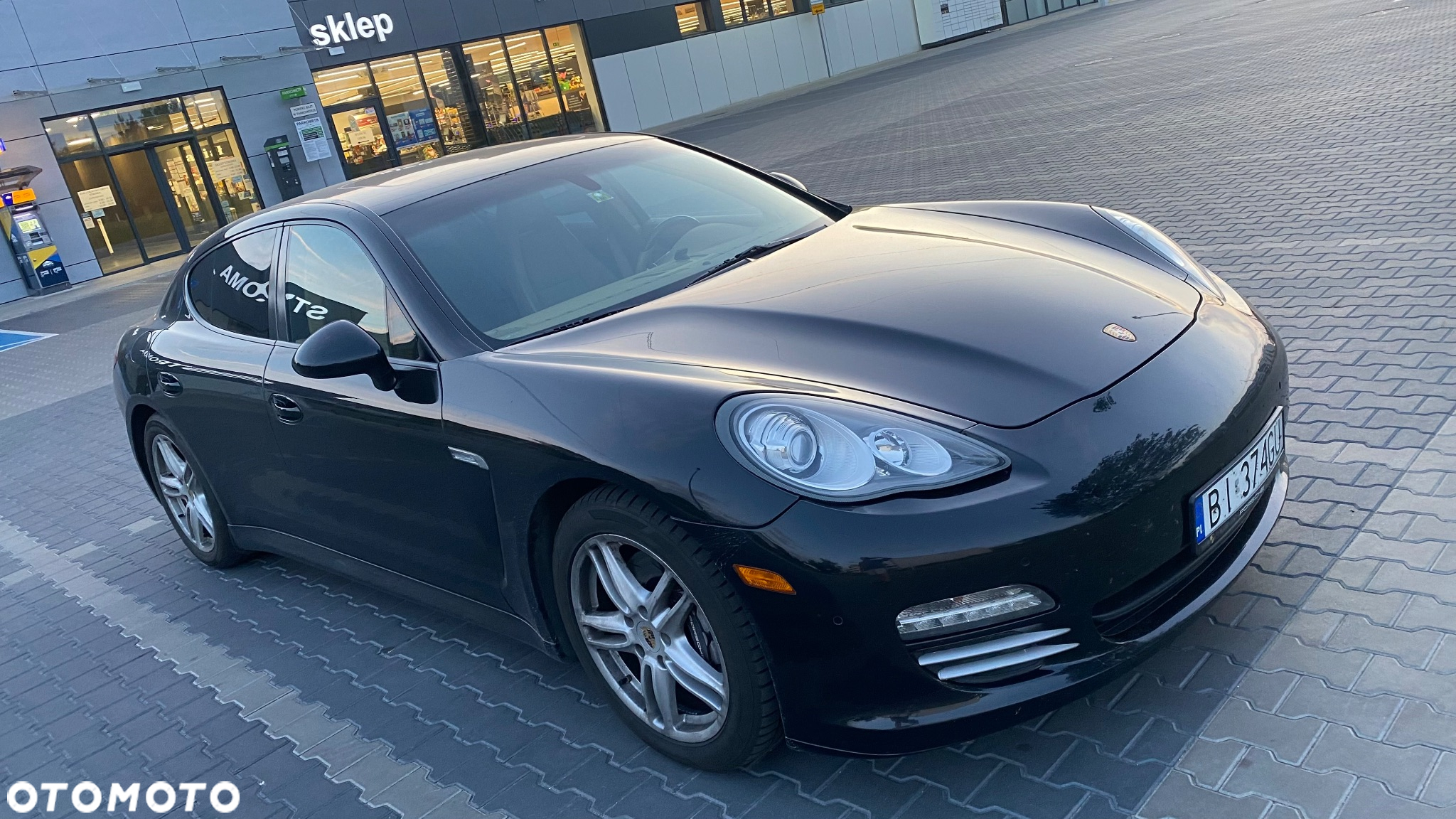 Porsche Panamera 4 PDK - 36