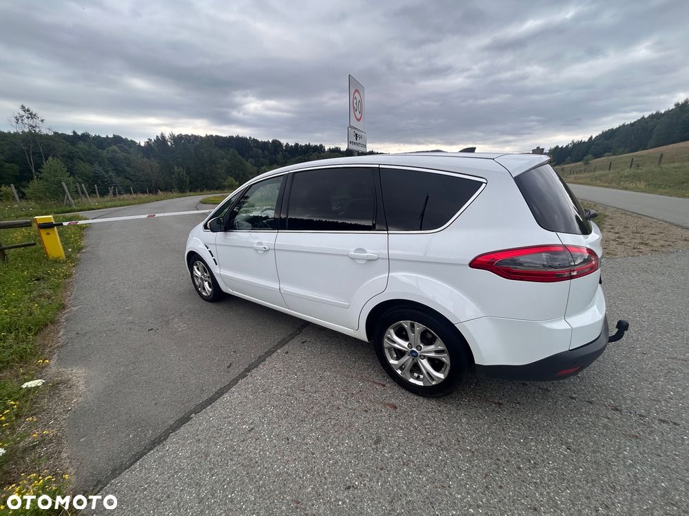 Ford S-Max - 7