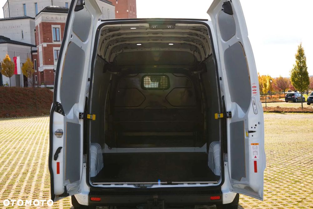 Ford Transit L2H2 Custom - 11