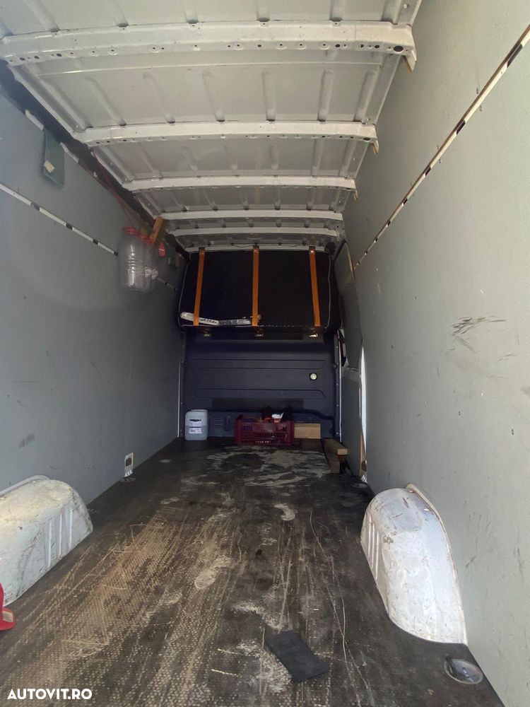 Mercedes-Benz Sprinter - 8