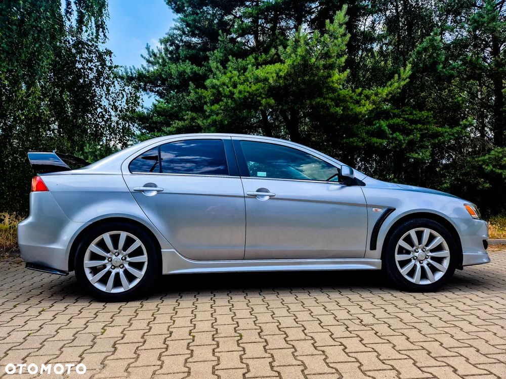 Mitsubishi Lancer 1.8 Intense - 8