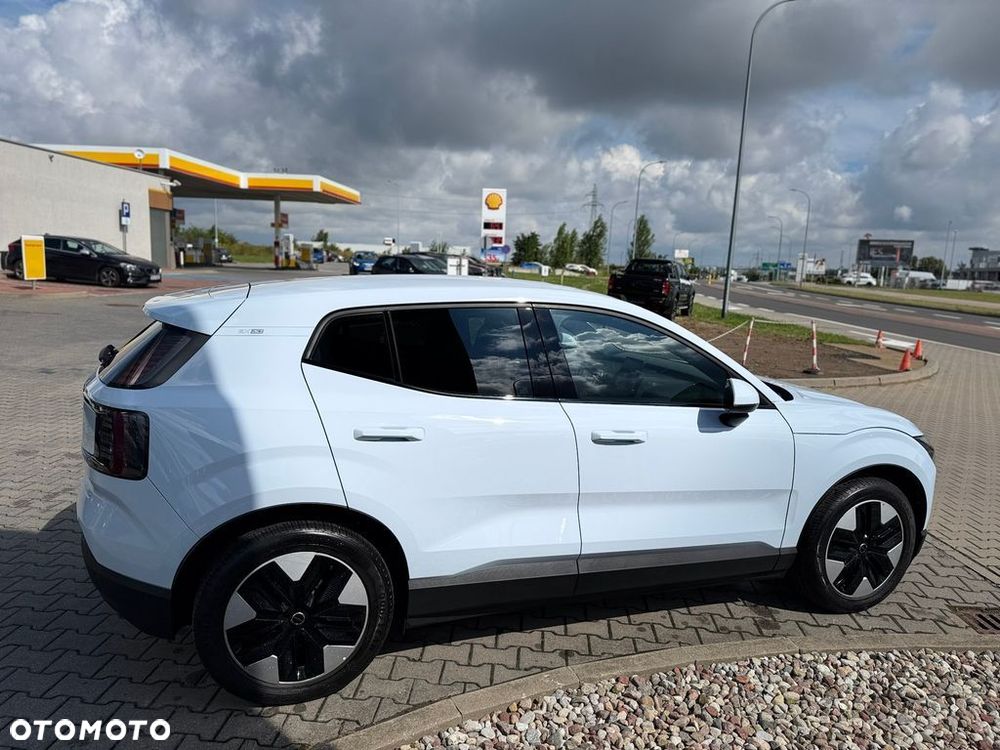 Volvo EX30 51kWh Single Motor Core - 7