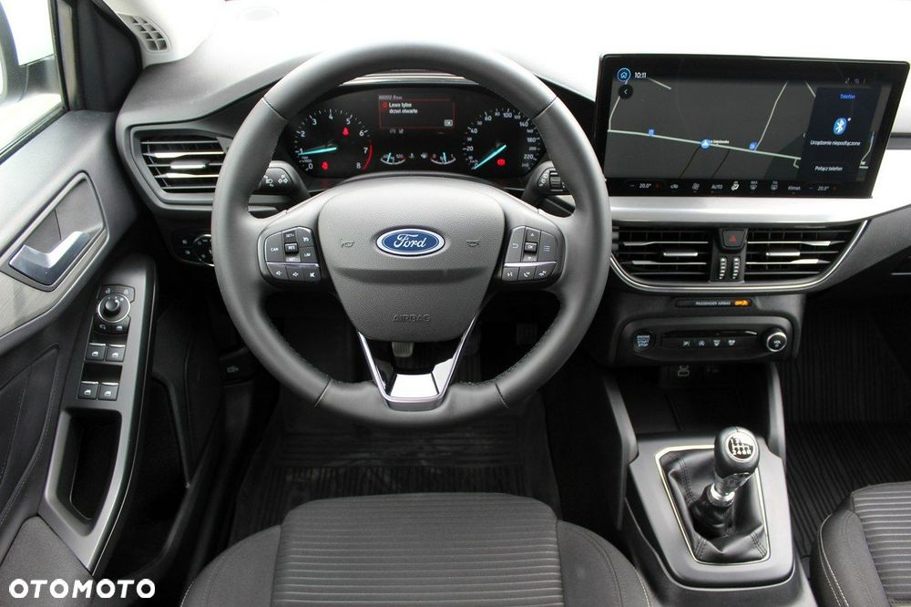 Ford Focus 1.0 EcoBoost Titanium - 9