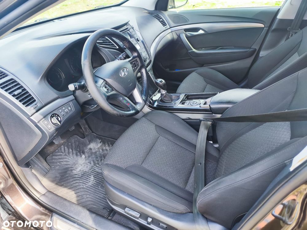 Hyundai i40 - 5