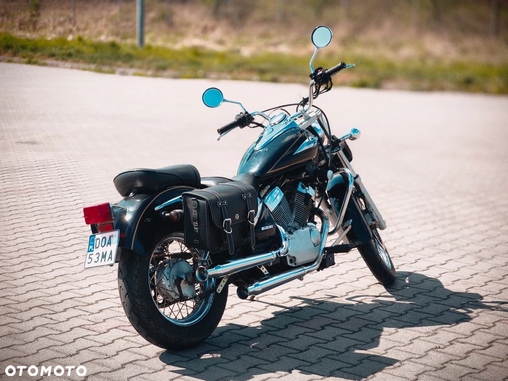 Suzuki Intruder - 9