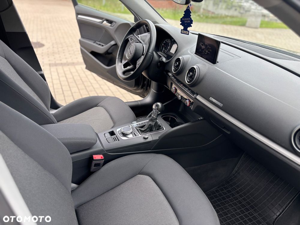 Audi A3 - 12
