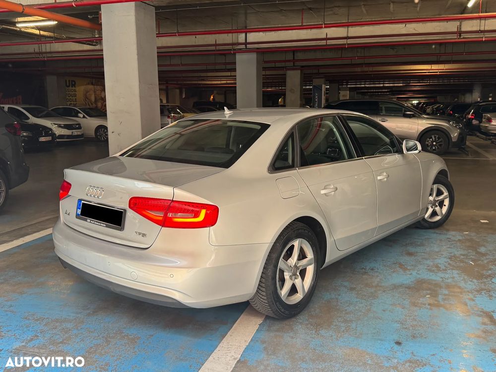 Audi A4 - 4