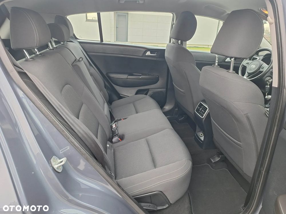 Kia Sportage 1.7 CRDI 2WD Edition 7 - 17