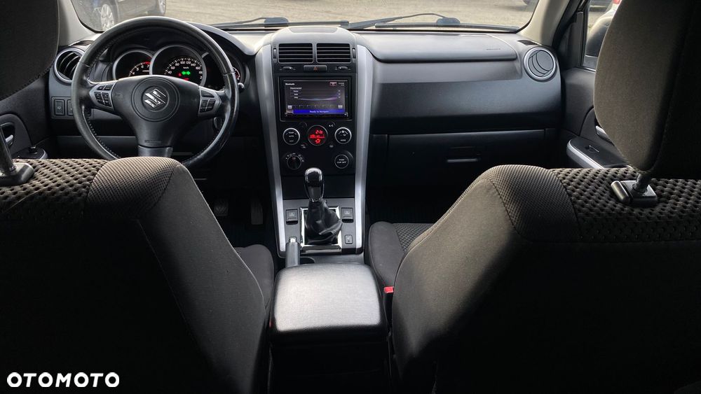 Suzuki Grand Vitara 2.4 Premium - 7