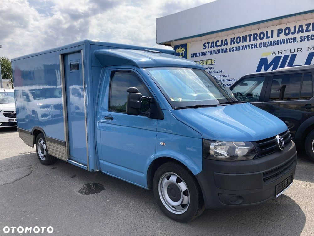 Volkswagen Transporter - 2