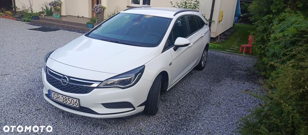 Opel Astra 1.4 T Dynamic - 1