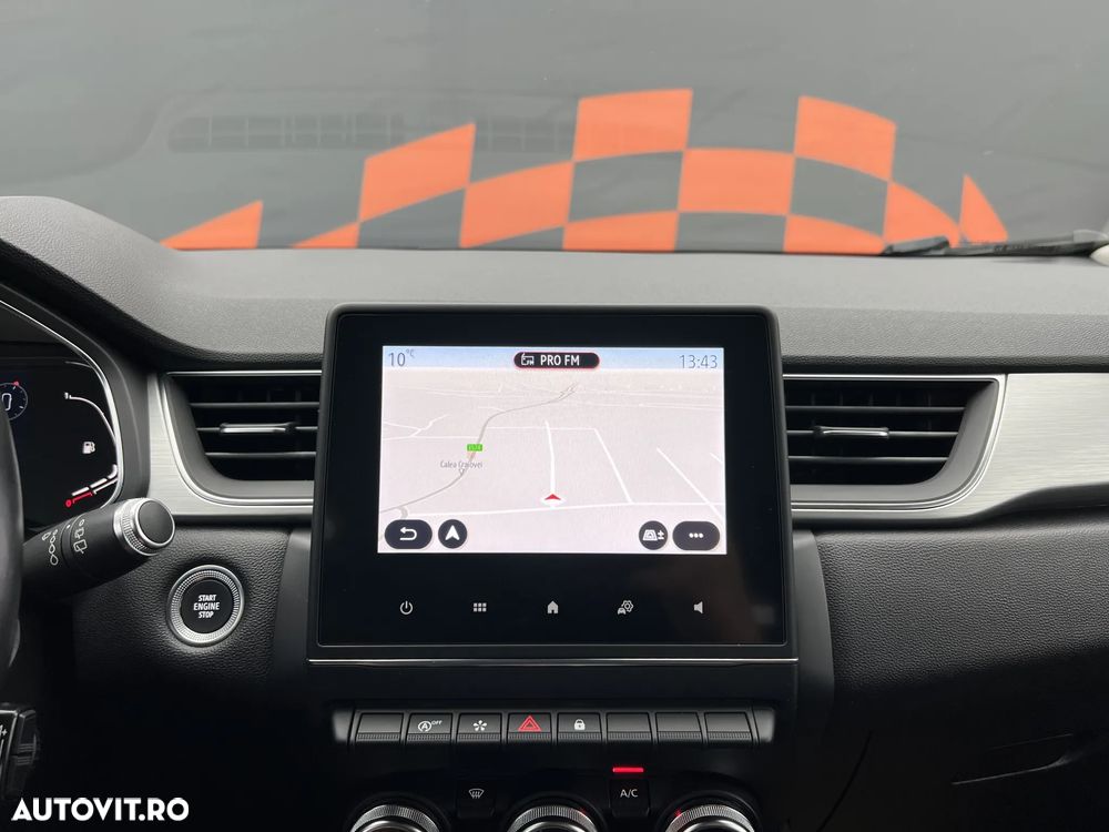 Renault Captur TCe 140 EDC GPF INTENS - 18